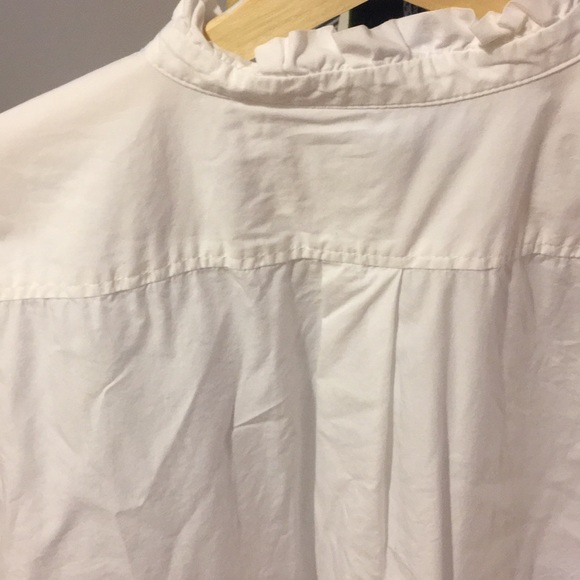 Wardrobe staple: 100% cotton, ruffled blouse - Picture 6 of 6